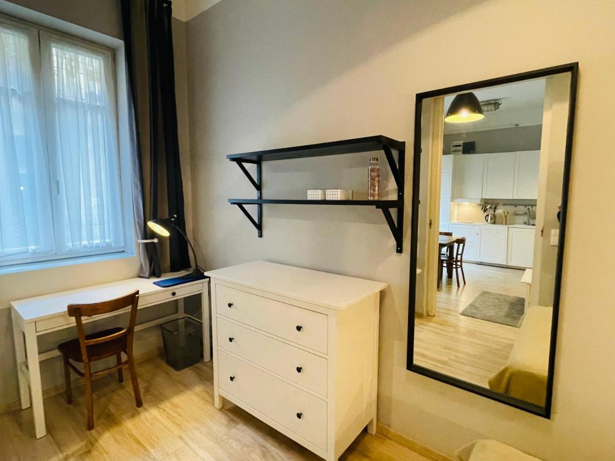 Akacfa Apartament *